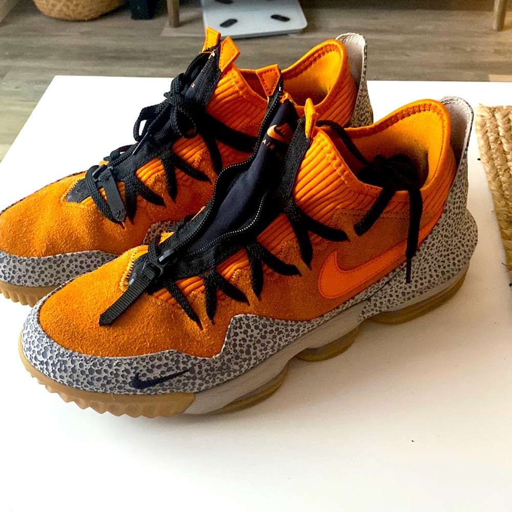 Nike Lebron 16 x Atmos Safari